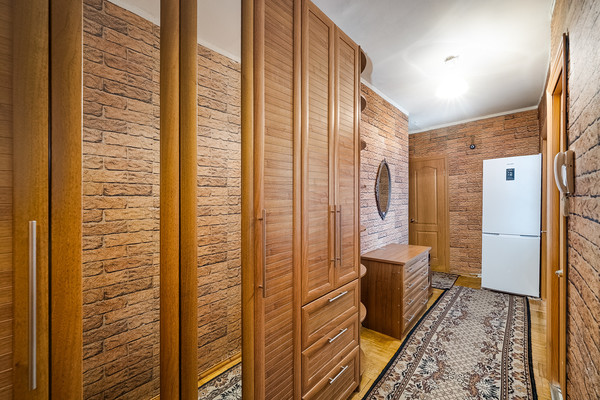 Продам двухкомнатную (2-комн.) квартиру, Рублевское ш, 18к1, Рублево п