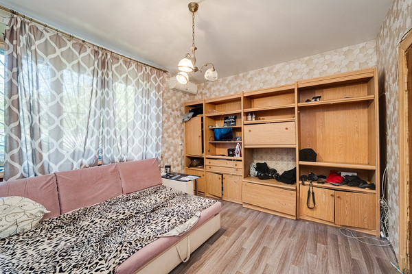 Продам двухкомнатную (2-комн.) квартиру, Серпуховский Вал ул, 18/28, Москва г