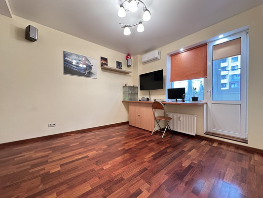 Продам однокомнатную (1-комн.) квартиру, Дунайский пр-кт, 7Ак7, Санкт-Петербург г