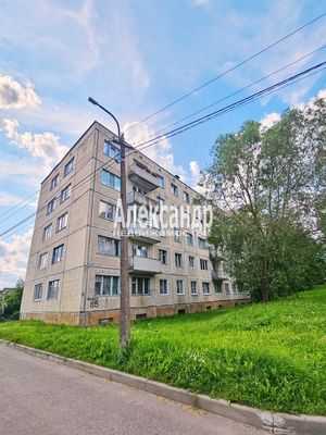 Продам трехкомнатную (3-комн.) квартиру, Выборгское ш, 85, Каменногорск г