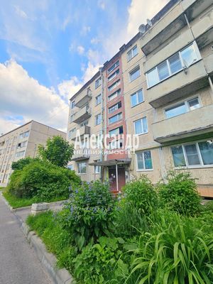 Продам трехкомнатную (3-комн.) квартиру, Выборгское ш, 85, Каменногорск г