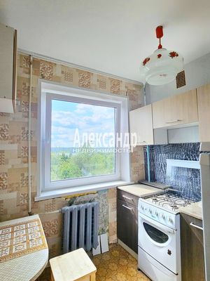 Продам трехкомнатную (3-комн.) квартиру, Выборгское ш, 85, Каменногорск г