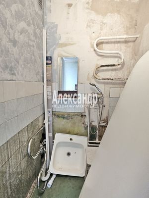 Продам трехкомнатную (3-комн.) квартиру, Выборгское ш, 85, Каменногорск г