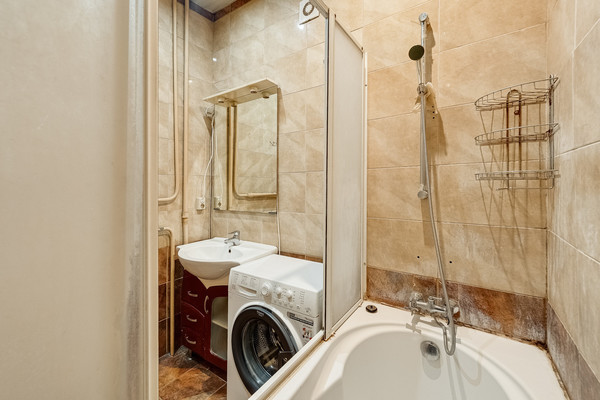 Продам двухкомнатную (2-комн.) квартиру, Бойцовая ул, 29, Москва г