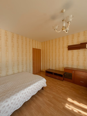 Продам однокомнатную (1-комн.) квартиру, Балебина ул, 21А, Янтарный пгт