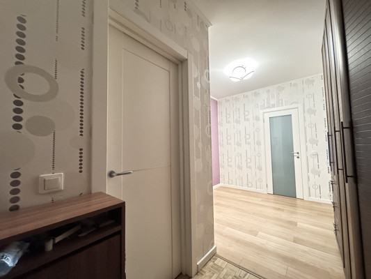 Продам двухкомнатную (2-комн.) квартиру, Аэропортовская ул, 14, Всеволожск г