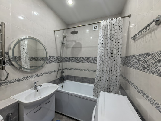Продам однокомнатную (1-комн.) квартиру, Котанова ул, 2к1, Новороссийск г