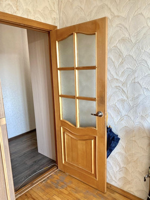 Продам трехкомнатную (3-комн.) квартиру, Загребский б-р, 39Ак2, Санкт-Петербург г