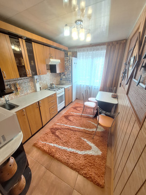 Продам трехкомнатную (3-комн.) квартиру, Днепропетровская ул, 8, Нижний Новгород г