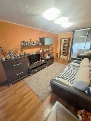 Продам трехкомнатную (3-комн.) квартиру, Днепропетровская ул, 8, Нижний Новгород г