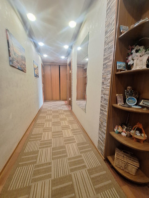 Продам трехкомнатную (3-комн.) квартиру, Днепропетровская ул, 8, Нижний Новгород г