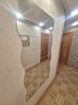 Продам трехкомнатную (3-комн.) квартиру, Днепропетровская ул, 8, Нижний Новгород г