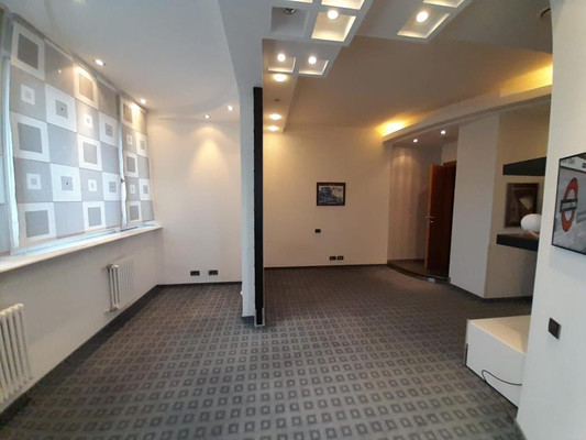 Продам многокомнатную квартиру, Маршала Бирюзова ул, 32к1, Москва г