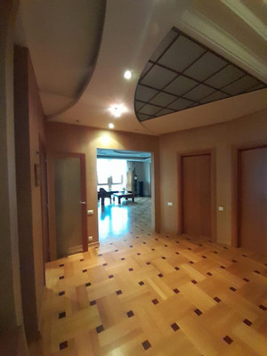 Продам многокомнатную квартиру, Маршала Бирюзова ул, 32к1, Москва г