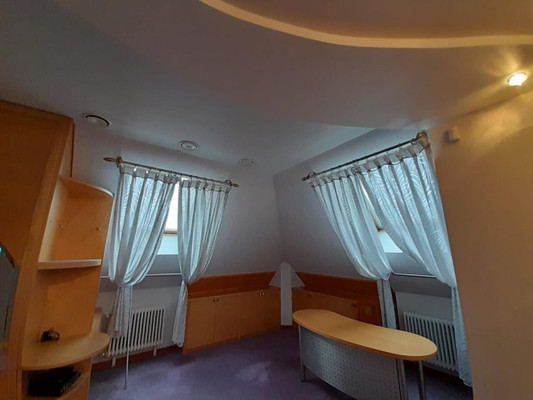 Продам многокомнатную квартиру, Маршала Бирюзова ул, 32к1, Москва г
