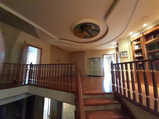 Продам многокомнатную квартиру, Маршала Бирюзова ул, 32к1, Москва г