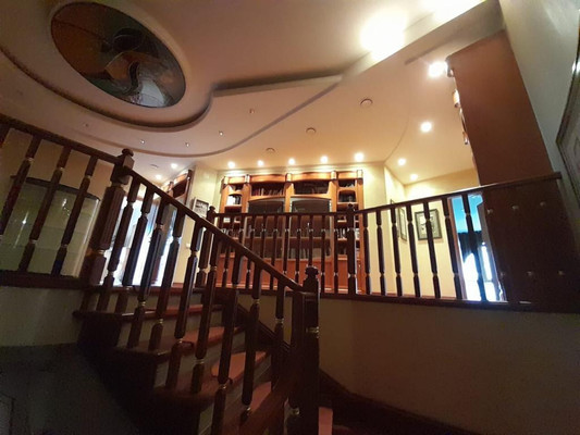 Продам многокомнатную квартиру, Маршала Бирюзова ул, 32к1, Москва г