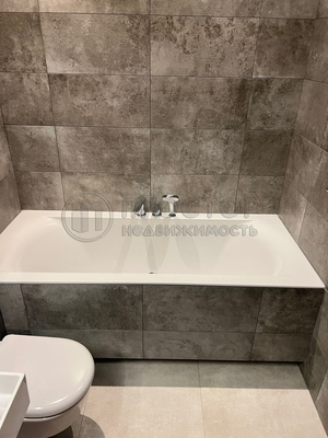 Продам трехкомнатную (3-комн.) квартиру, Липовый парк ул, 5к1, Коммунарка п