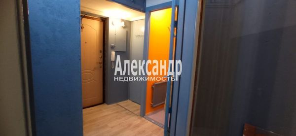 Продам долю в 1-комн. квартире, Софьи Ковалевской ул, 13к2, Санкт-Петербург г