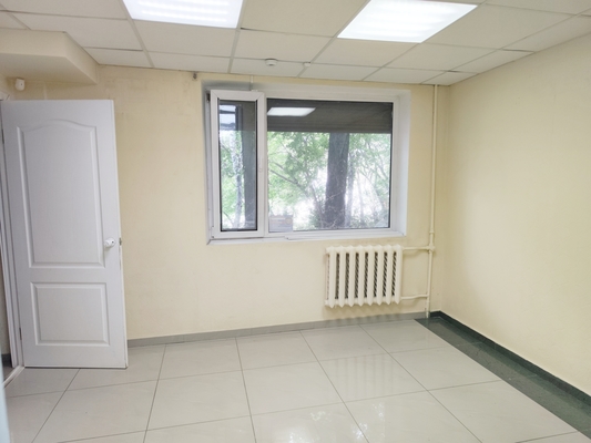 Сдам торговое помещение 103 м2, Советская ул, 25, Екатеринбург г