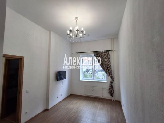 Продам однокомнатную (1-комн.) квартиру, Колпинская ул, 28к1, Колпино г