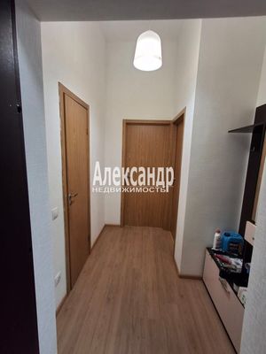 Продам однокомнатную (1-комн.) квартиру, Колпинская ул, 28к1, Колпино г