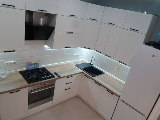 Продам двухкомнатную (2-комн.) квартиру, Стрелецкого ул, 13ка, Пионерский г