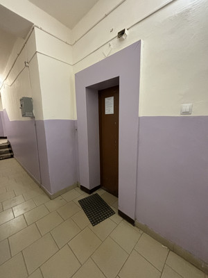 Продам однокомнатную (1-комн.) квартиру, Орджоникидзе ул, 28, Сыктывкар г
