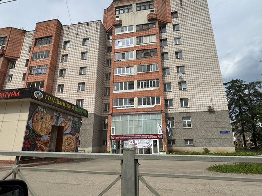 Продам однокомнатную (1-комн.) квартиру, Орджоникидзе ул, 28, Сыктывкар г