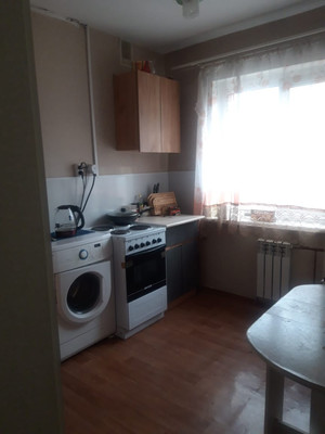 Продам однокомнатную (1-комн.) квартиру, Севастопольская ул, 154, Иркутск г
