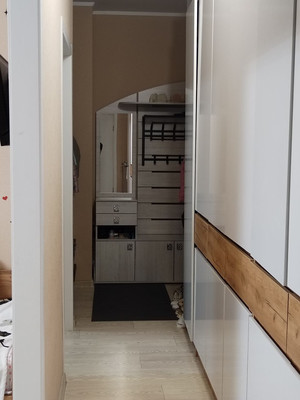 Продам двухкомнатную (2-комн.) квартиру, Тельмана ул, 5, Иркутск г
