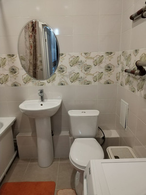 Продам двухкомнатную (2-комн.) квартиру, Тельмана ул, 5, Иркутск г