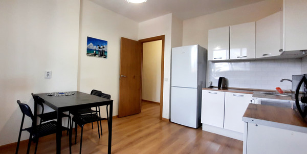 Продам двухкомнатную (2-комн.) квартиру, Садовая ул, 81, Песочный п