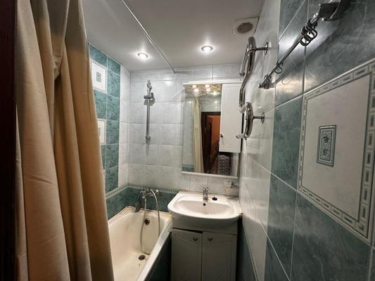 Продам двухкомнатную (2-комн.) квартиру, Поликарпова ул, 19к1, Москва г