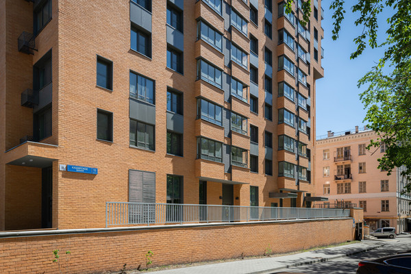 Продам трехкомнатную (3-комн.) квартиру, Каширское ш, 11к3, Москва г