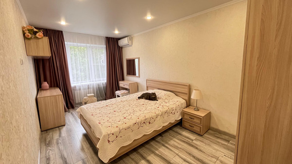 Продам трехкомнатную (3-комн.) квартиру, К. Маркса ул, 39, Туапсе г