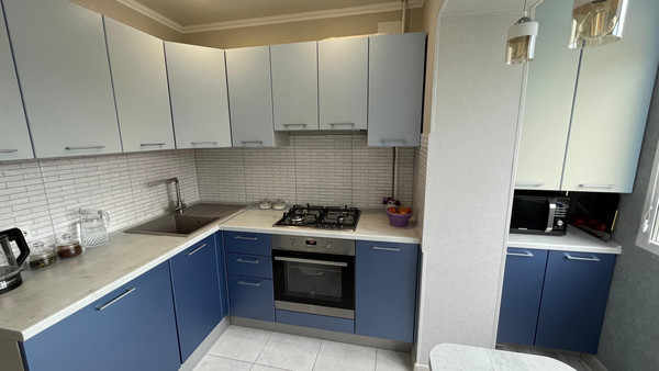 Продам трехкомнатную (3-комн.) квартиру, К. Маркса ул, 39, Туапсе г