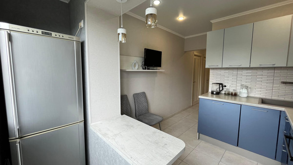 Продам трехкомнатную (3-комн.) квартиру, К. Маркса ул, 39, Туапсе г