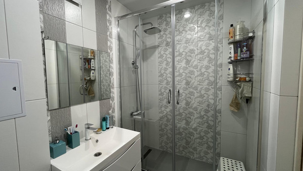 Продам трехкомнатную (3-комн.) квартиру, К. Маркса ул, 39, Туапсе г