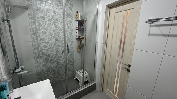 Продам трехкомнатную (3-комн.) квартиру, К. Маркса ул, 39, Туапсе г