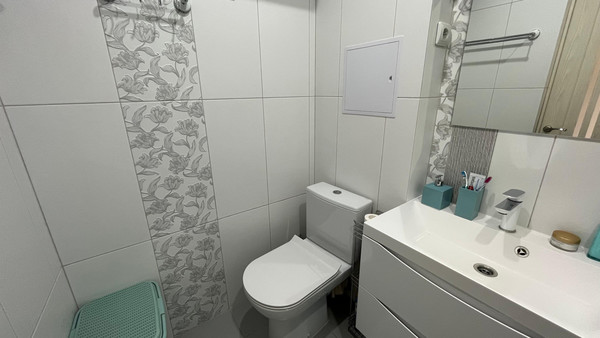 Продам трехкомнатную (3-комн.) квартиру, К. Маркса ул, 39, Туапсе г