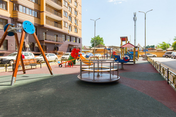 Продам трехкомнатную (3-комн.) квартиру, Воровского ул, 17, Ростов-на-Дону г