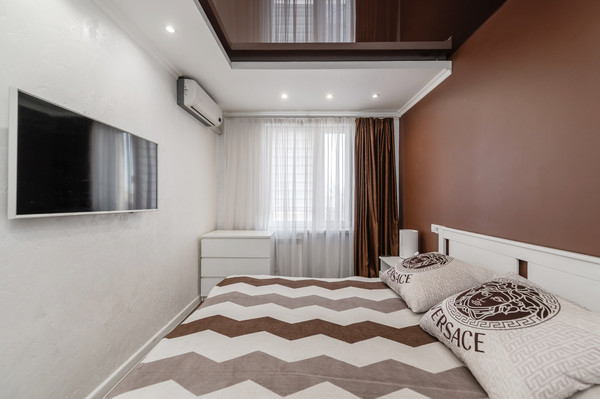 Продам трехкомнатную (3-комн.) квартиру, Дмитровка Б. ул, 32, Москва г