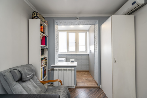 Продам трехкомнатную (3-комн.) квартиру, Дмитровка Б. ул, 32, Москва г