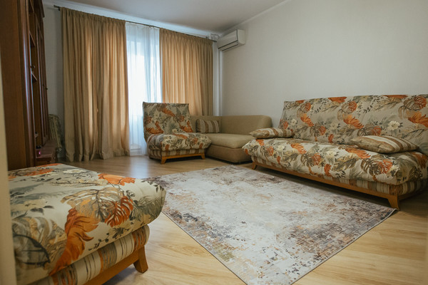 Продам однокомнатную (1-комн.) квартиру, Московский пр-кт, 109а, Воронеж г