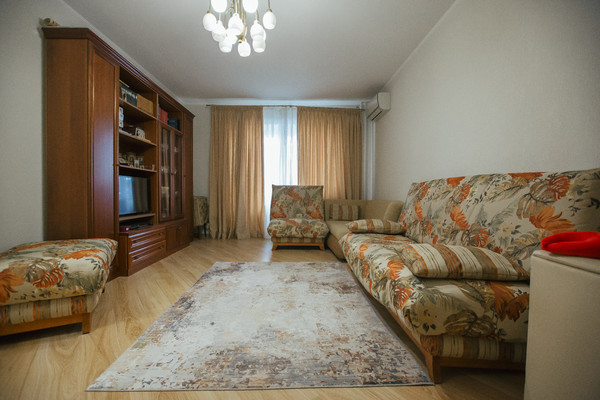 Продам однокомнатную (1-комн.) квартиру, Московский пр-кт, 109а, Воронеж г