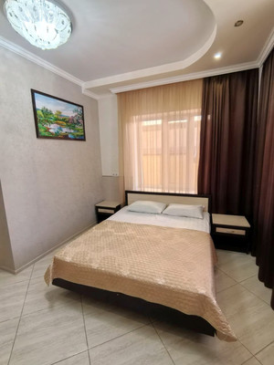 Продам однокомнатную (1-комн.) квартиру, Лазурная ул, 11, Витязево с