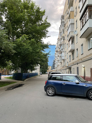 Продам трехкомнатную (3-комн.) квартиру, Люсиновская ул, 36/50, Москва г