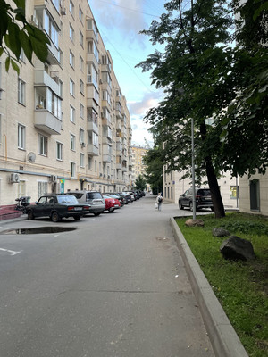 Продам трехкомнатную (3-комн.) квартиру, Люсиновская ул, 36/50, Москва г
