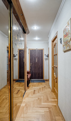 Продам трехкомнатную (3-комн.) квартиру, Люсиновская ул, 36/50, Москва г